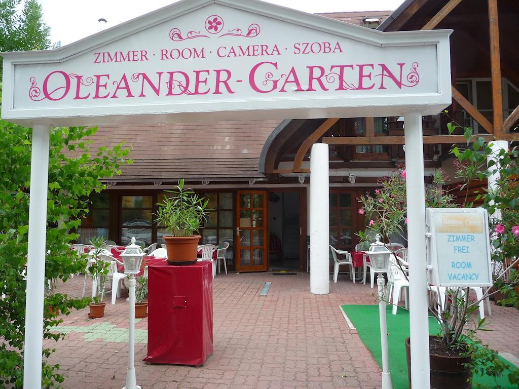 Oleander B&B Siofok Exterior photo