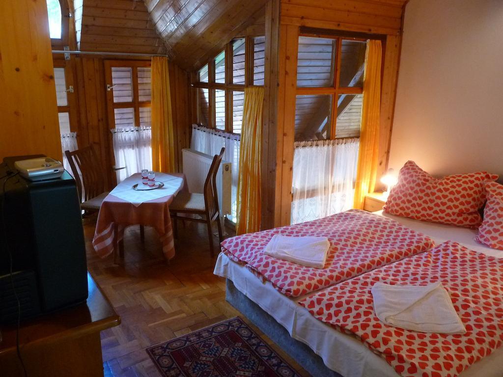 Oleander B&B Siofok Exterior photo